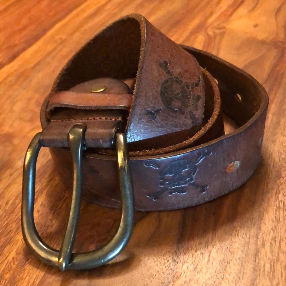 Men 32/34 Brown skull and crossbones leather belt